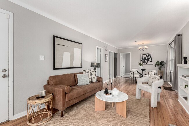 Foto del edificio - 1463L Dahlia St