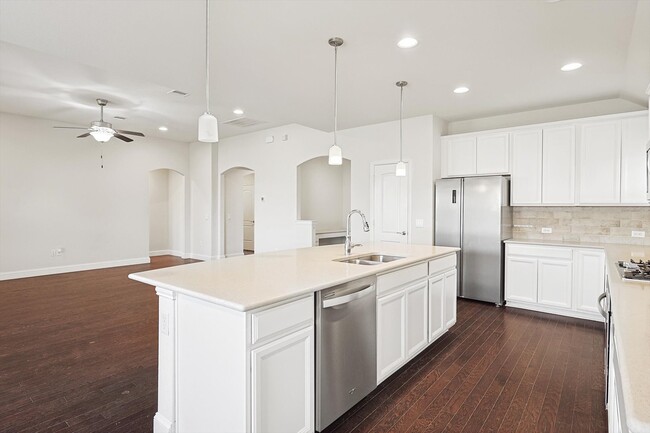 Kitchen - 1329 Millican Ln