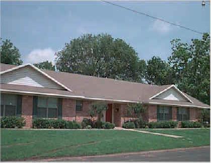 Primary Photo - 1107 Wood Ave