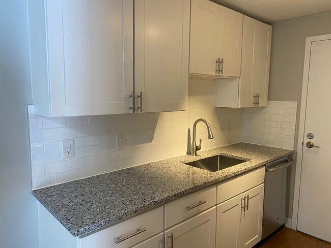 Foto del edificio - 1 Silver Hill Ln