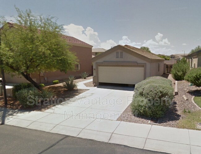 Building Photo - 864 S 239th Ln