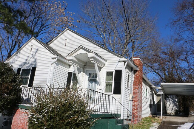 Building Photo - 2820 teeple street