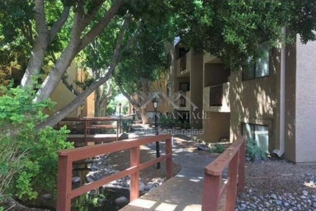 Building Photo - 3031 N Civic Center Plaza