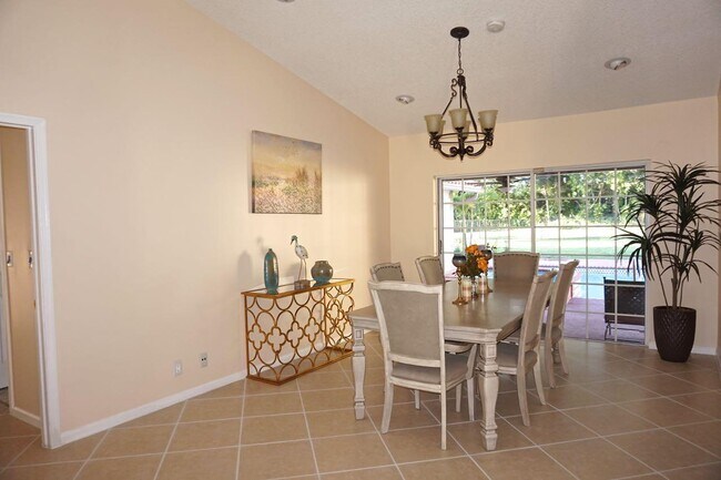 Building Photo - 14870 Horseshoe Trce