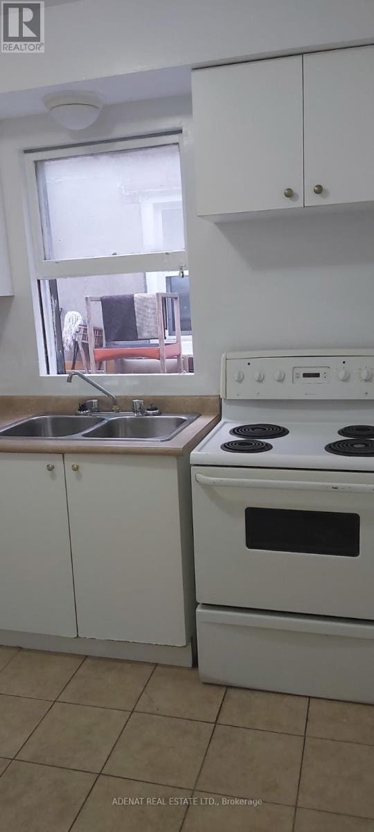 Building Photo - 371 Wilson Ave