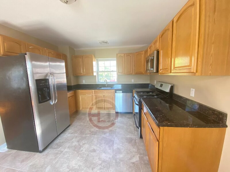 1606 Williamsbridge Rd, The Bronx, NY 10461 House Rental in The Bronx