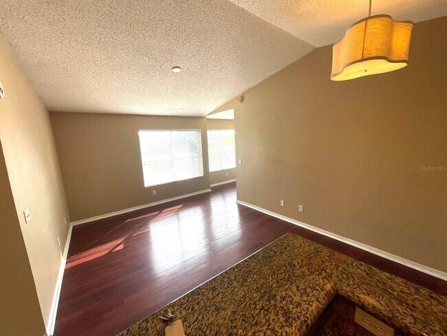 Foto del edificio - 5128 Conroy Rd