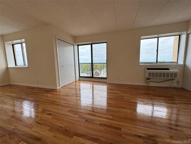 Foto del edificio - 145-18 34th Ave