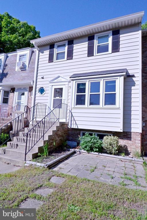 Foto del edificio - 22426 Greenview Ct