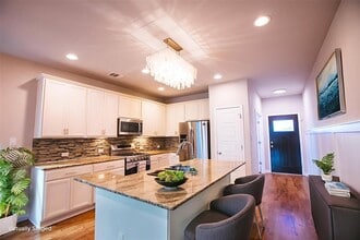Building Photo - 11700 Harpster Bend