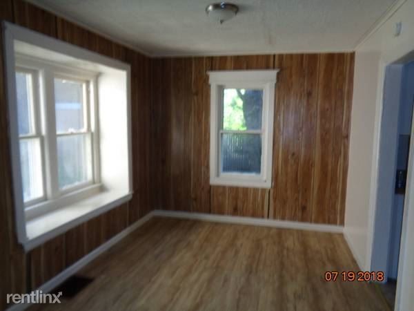 Building Photo - 3 br, 1 bath House - 44 Judson St