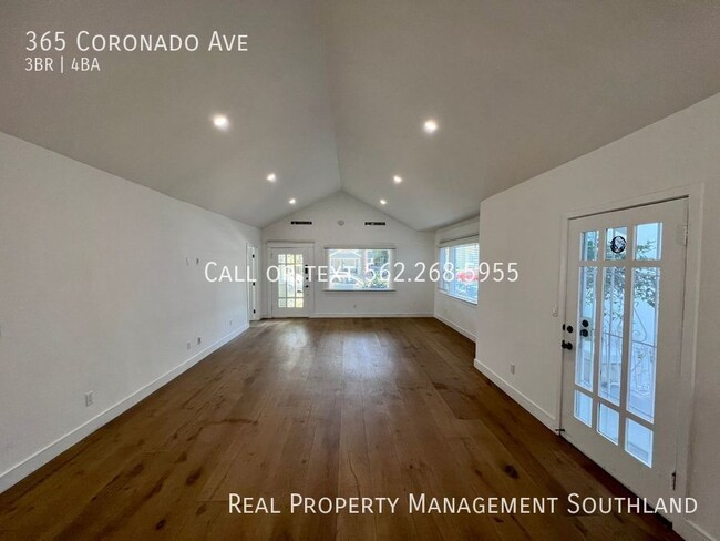 Building Photo - Stunning, Highly Upgraded Front Home for R...