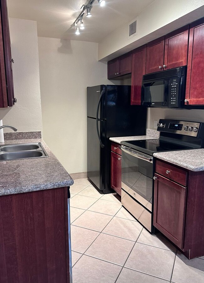 Foto del edificio - Winterhaven 3 beds 2 baths - Laundry in home