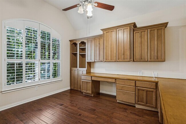 Foto del edificio - 2832 Grimes Ranch Rd
