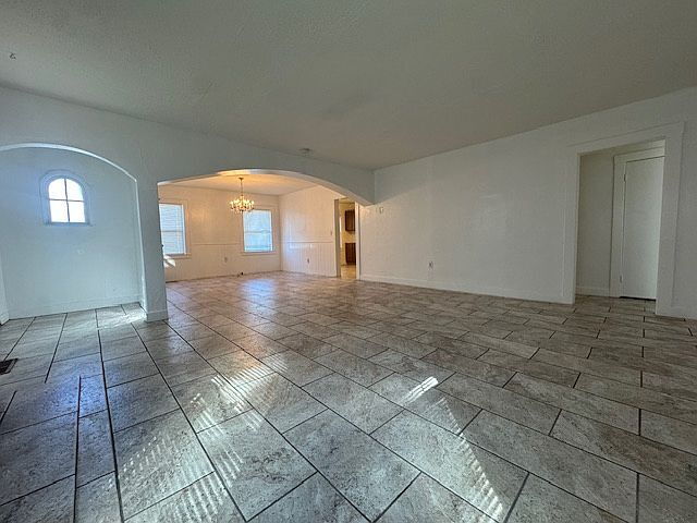 Building Photo - Looking for a place with extra space and easy living?
