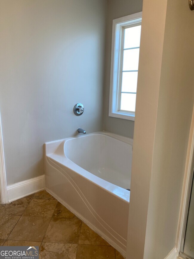 Foto del edificio - 2100 Cabela Dr