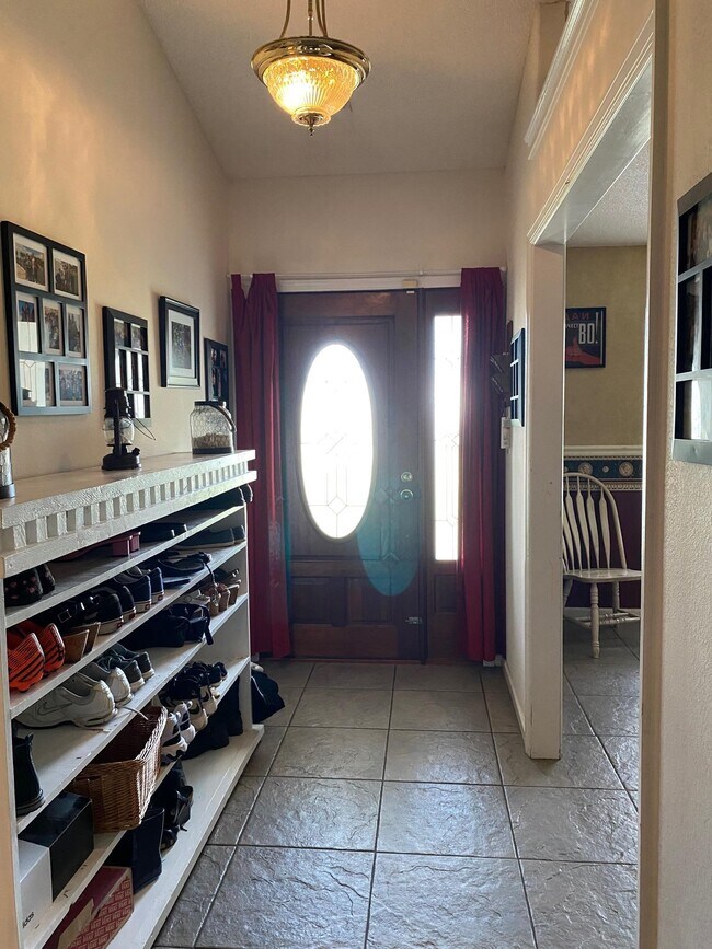 Building Photo - 1296 Fern Hill Ct