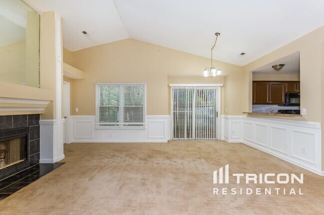 Building Photo - 11115 Atrium Way Matthews NC