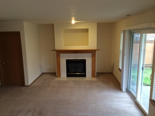 Foto del edificio - 1219 203rd Street Ct E