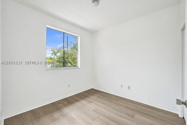 Building Photo - 2316 Coral Reef 4705