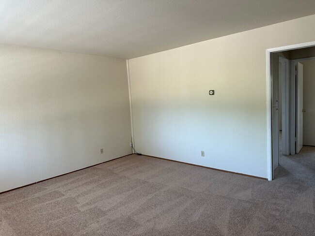 Building Photo - 1147 Leigh Ave