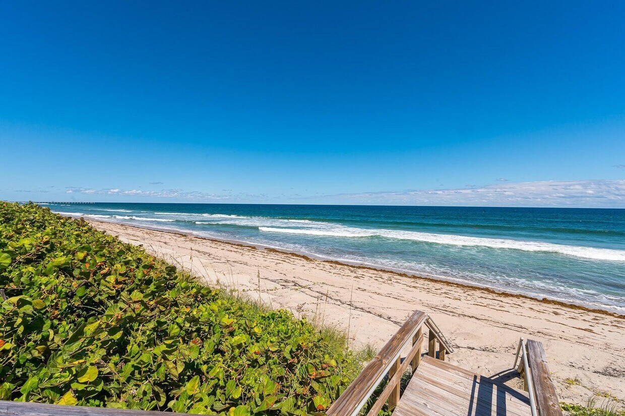 Primary Photo - 3390 S Ocean Blvd