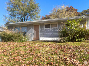 Building Photo - 5614 Sanborn Dr