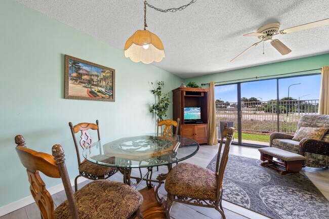 Foto del edificio - 24522 Perdido Beach Blvd