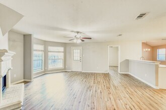 Building Photo - 6614 Valerian Ln