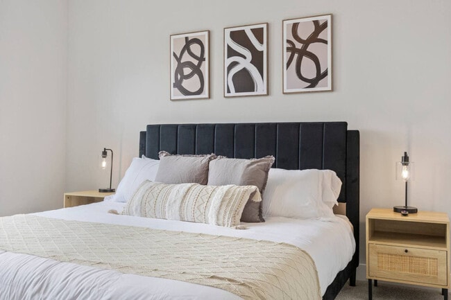 Foto del edificio - 28294 Ferry Rd