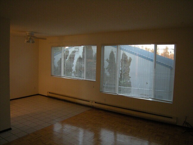 Foto del edificio - 21011 67th Ave W
