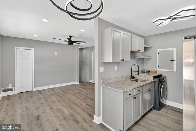 Foto del edificio - 146 Joliet St