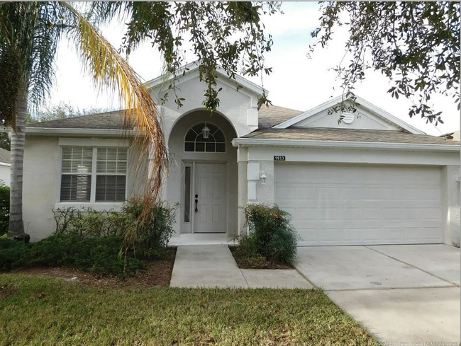Foto del edificio - 9813 Secret Cove Ln