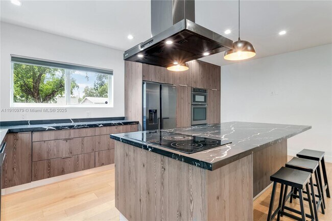 Foto del edificio - 4301 NW 6th Ave