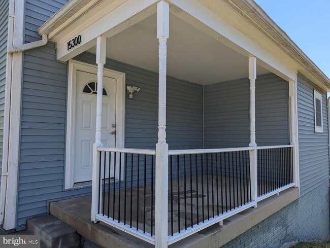Building Photo - 15300 Gunsmith Terrace