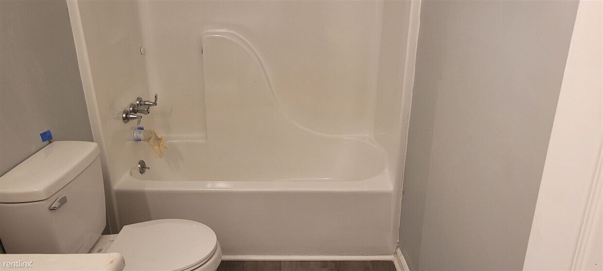 Foto del edificio - 2 br, 1 bath Duplex - 173 Loblolly Drive 173