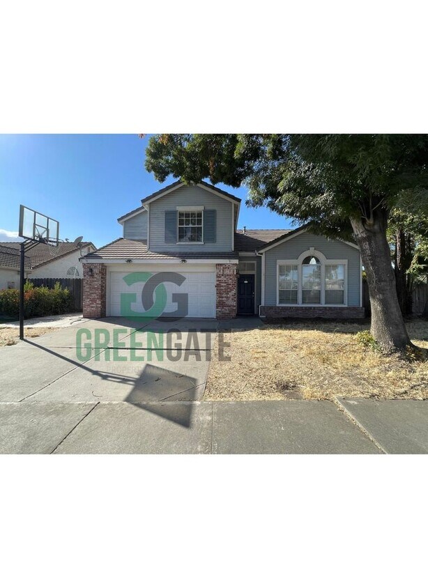 Primary Photo - 4 BEDROOM 2.5 BATH 2 STORY HOME AVAILABLE ...