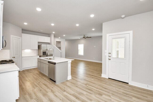 Foto del edificio - 21034 Shore Oak Dr