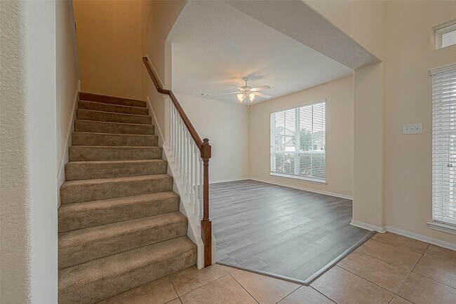 Foto del edificio - 3235 Quarry Place Lane