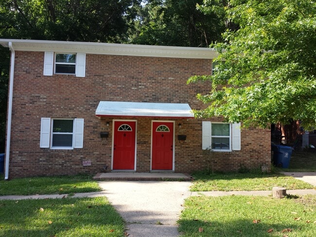 Building Photo - 536 Green St