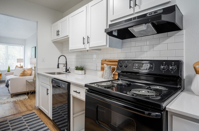 Building Photo - The Katmai Apartments