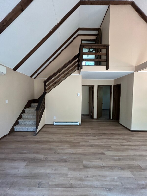 Foto del edificio - 224 Maple Ridge Dr