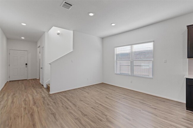 Foto del edificio - 1324 Chad Dr