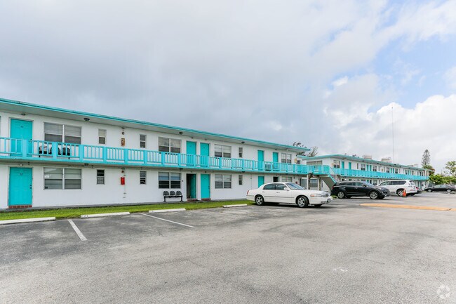Building Photo - Lake Terraces Apartments