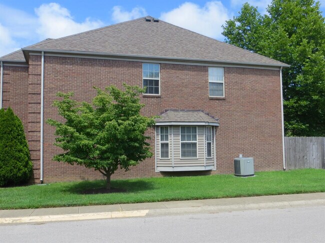 Building Photo - 2610 Longleaf Pl