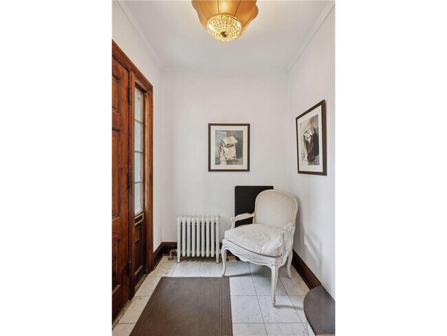 Foto del edificio - 1785 Dupont Ave S