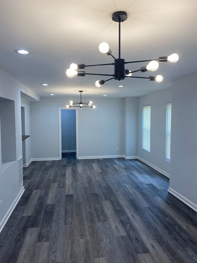 Building Photo - 4806 Gwynn Oak Ave