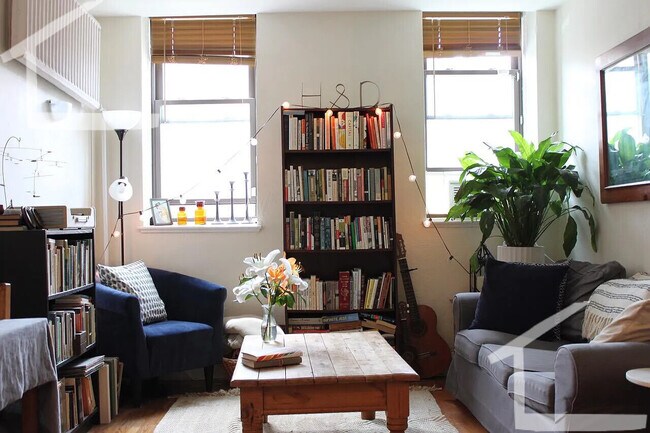 Foto del edificio - 1666 Commonwealth