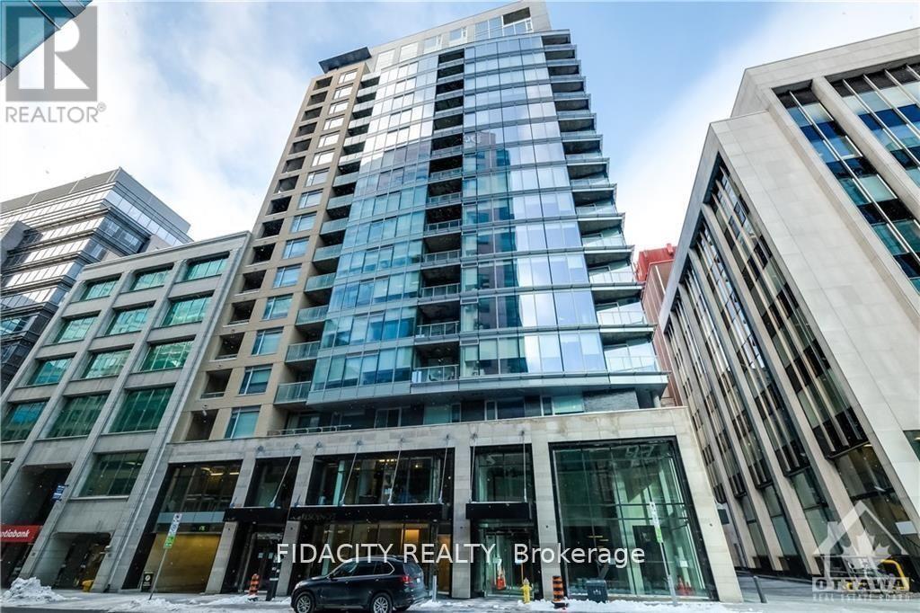 Primary Photo - 101-1101 Queen St