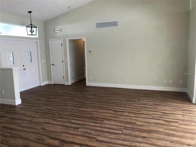 Building Photo - 1806 Killdeer Ct